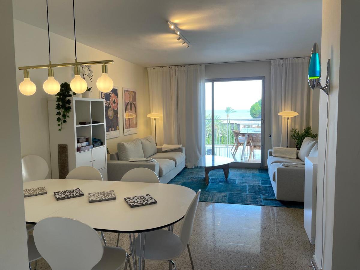 Epis - Large Luxury Apartment With Sea View بينيكاسّين المظهر الخارجي الصورة